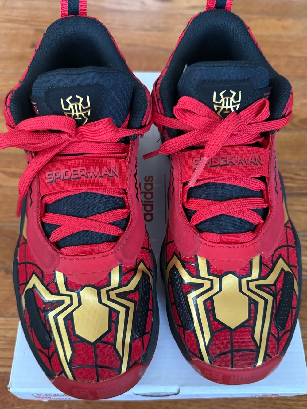 adidas D.O.N. Issue 3 Spider-Man Sneakers, size kids 7